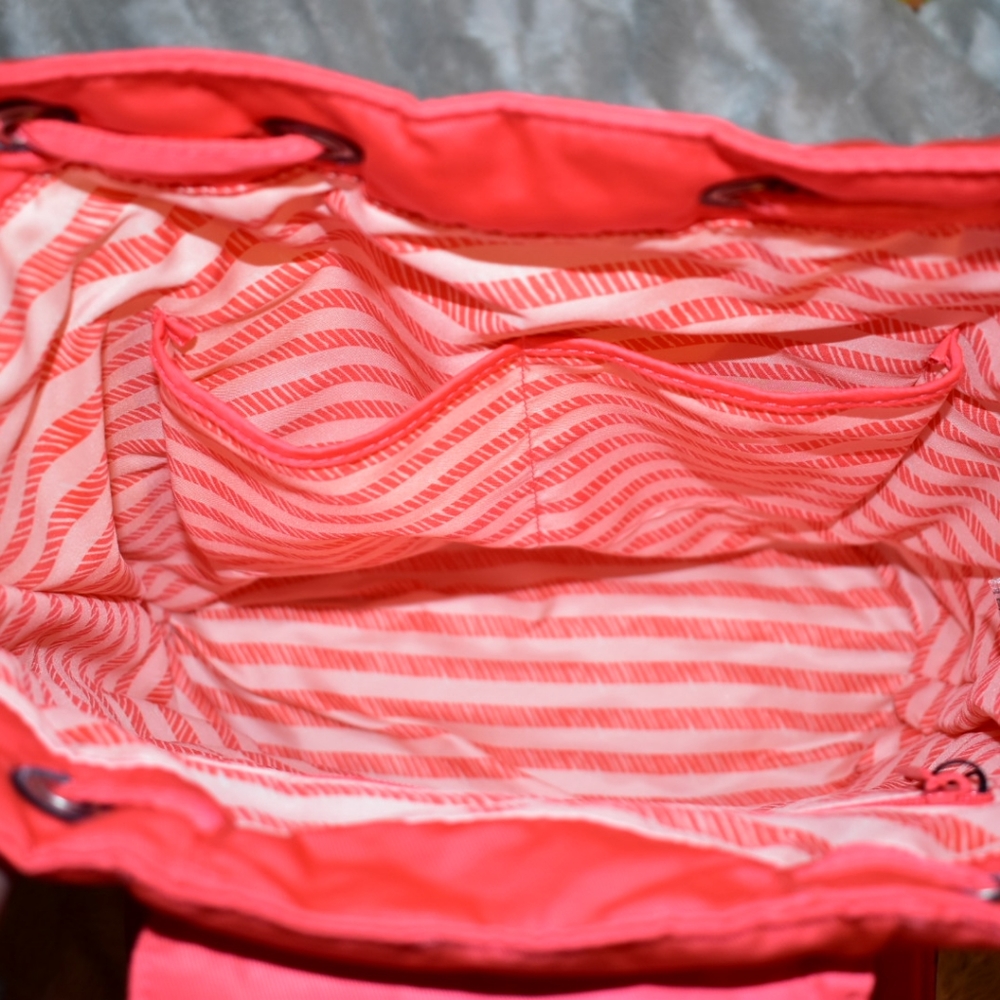 VERA BRADLEY CORAL MIDTOWN CARGO BACKPACK NEW - Picture 6 of 8